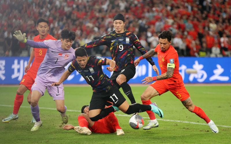 2019世预赛中国红队vs韩国的相关图片